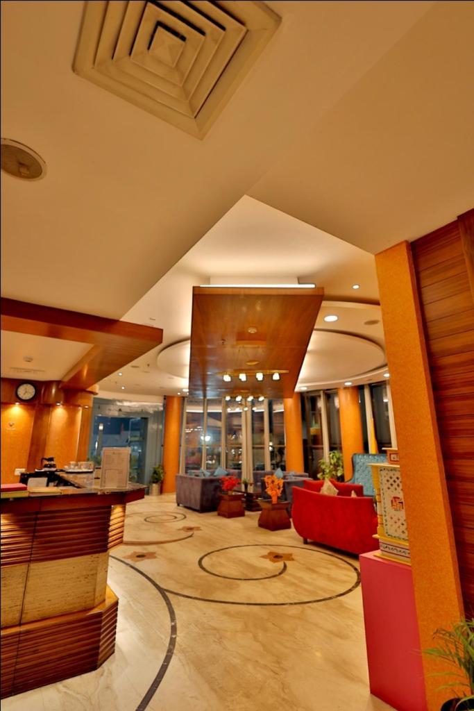 רישיקש Hotel The Amaris מראה חיצוני תמונה