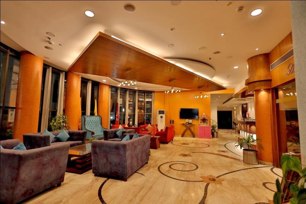 רישיקש Hotel The Amaris מראה חיצוני תמונה
