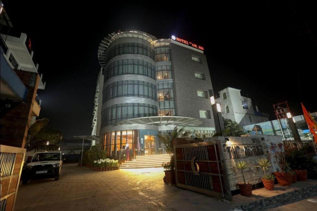 רישיקש Hotel The Amaris מראה חיצוני תמונה